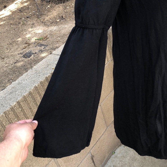 Re:named bell sleeve top - Picture 4 of 6